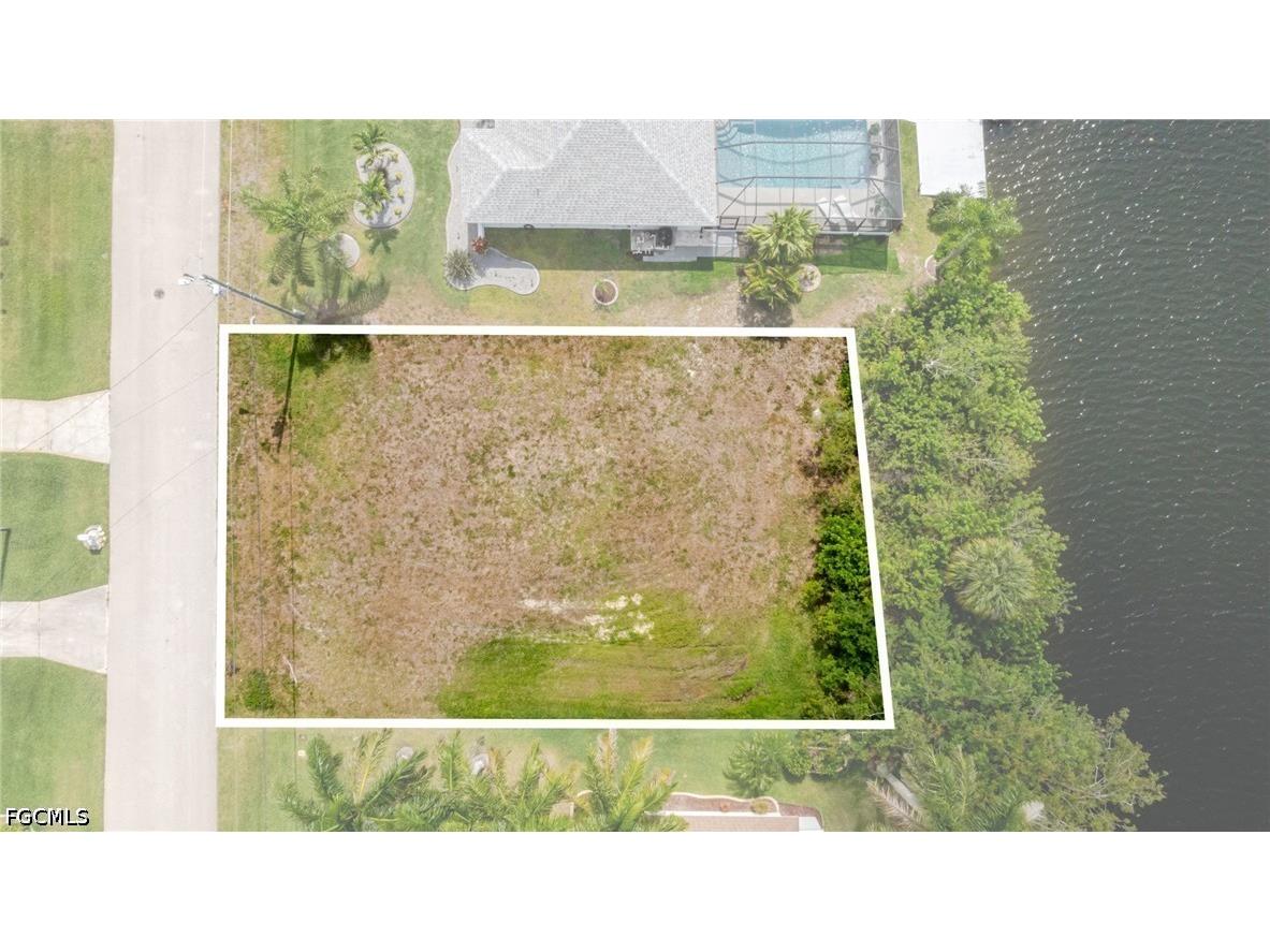 228 SW 47th Street Cape Coral FL 33914 2026022261 image2