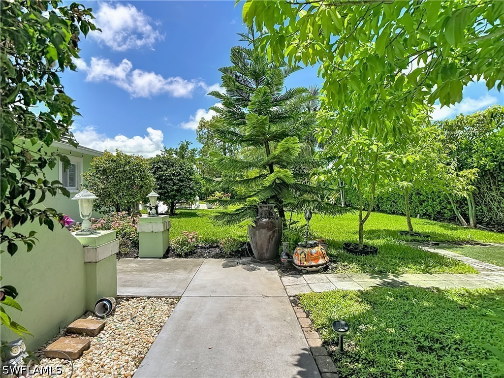 2280 Capri Court Naples FL 34105 226021372 image38