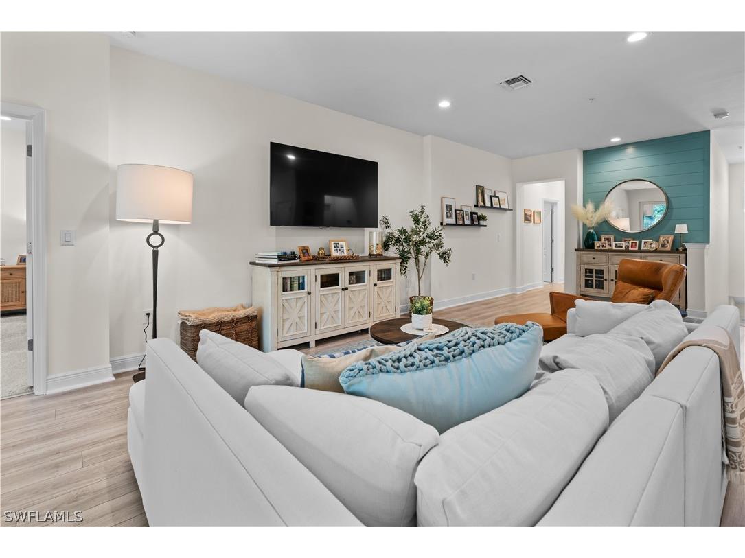 2280 Priory Lane #1106 Naples FL 34120 226008017 image1