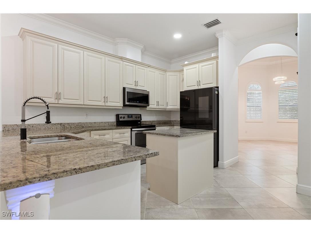 2280 Wilson Boulevard N Naples FL 34120 225081101 image13