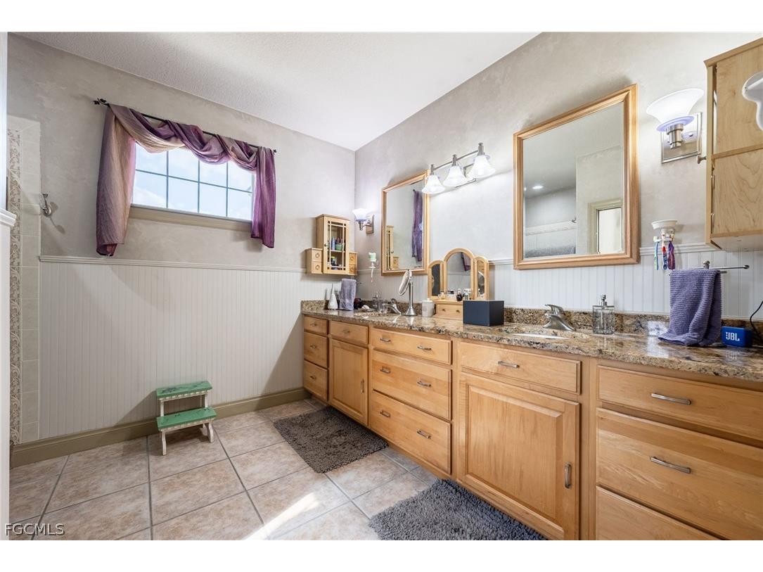22800 N River Road Alva FL 33920 2026008527 image19
