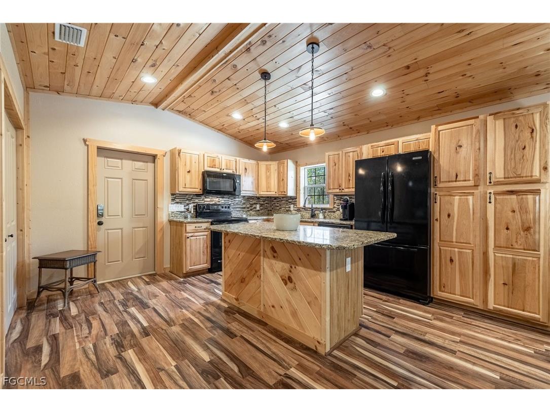 22800 N River Road Alva FL 33920 2026008527 image39