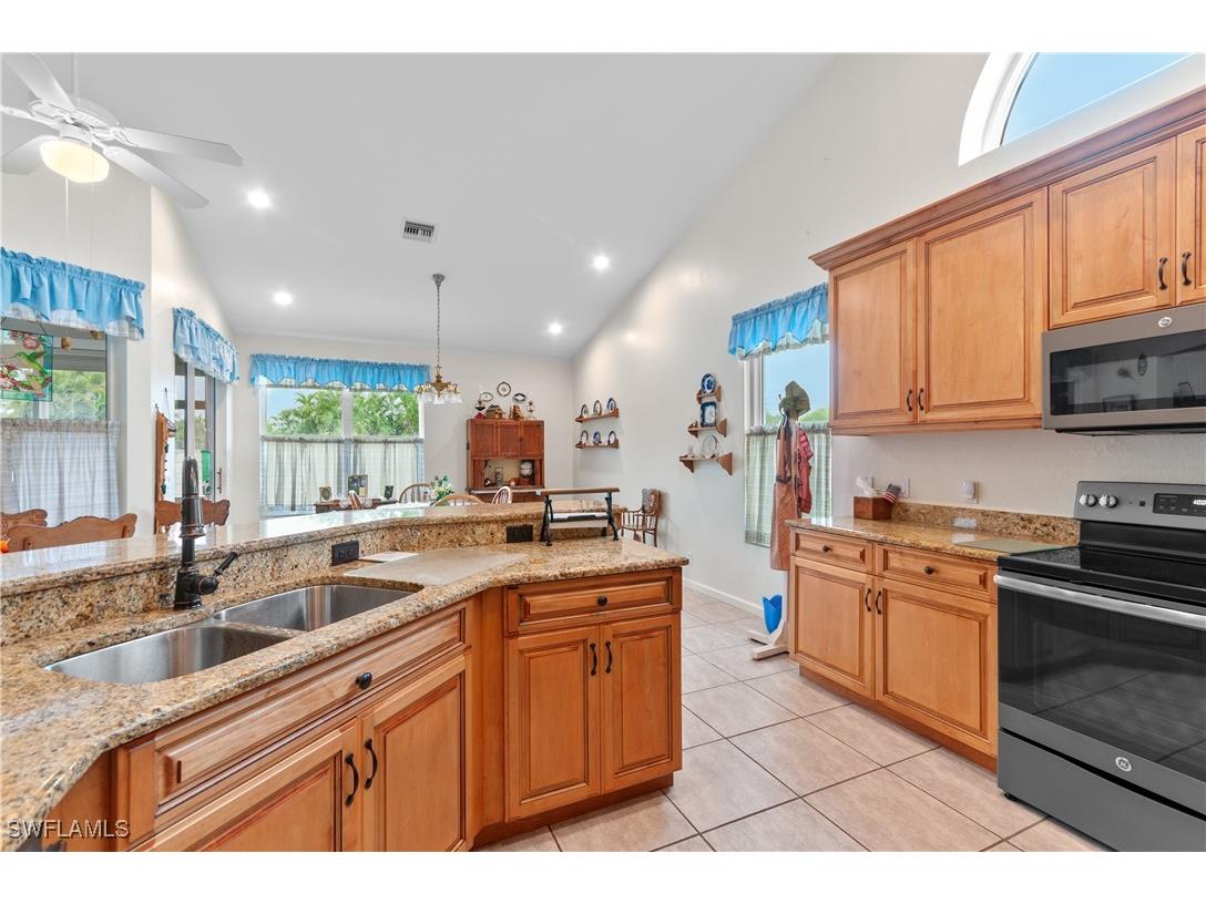 22806 Snaptail Court Estero FL 33928 225031517 image19