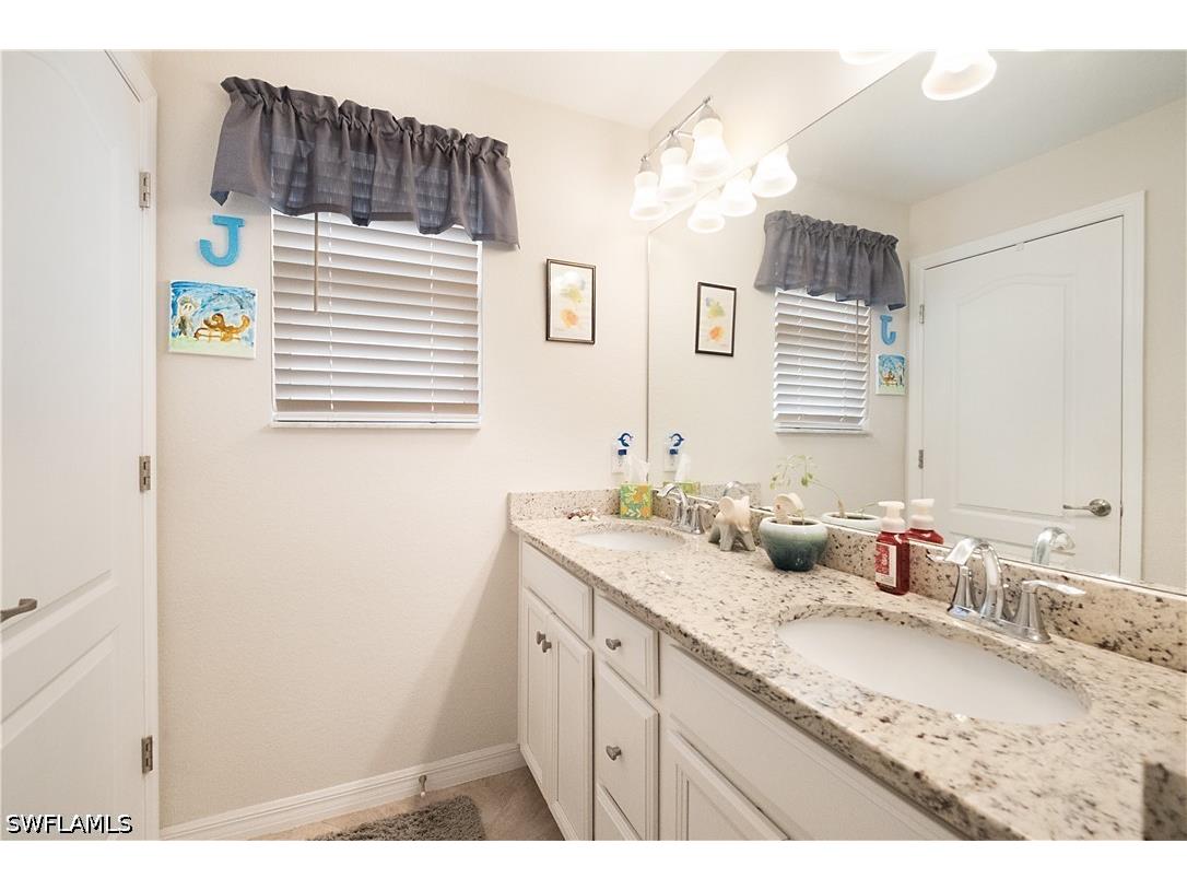 2284 Dancy Street Naples FL 34120 226021207 image21