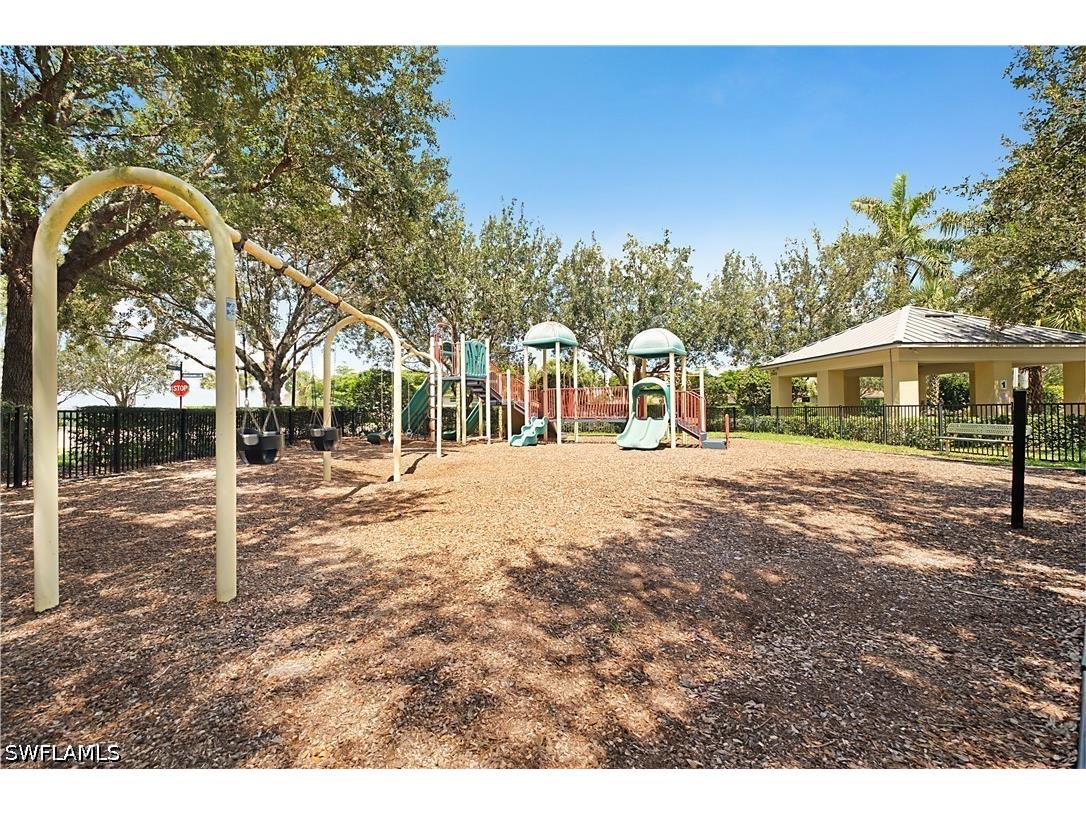 2284 Dancy Street Naples FL 34120 226021207 image38