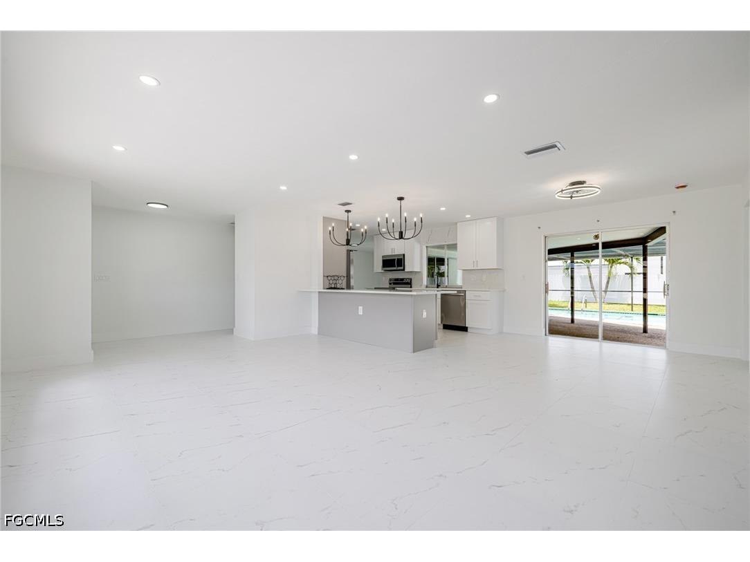2285 SE 28th Street Cape Coral FL 33904 2026022164 image11