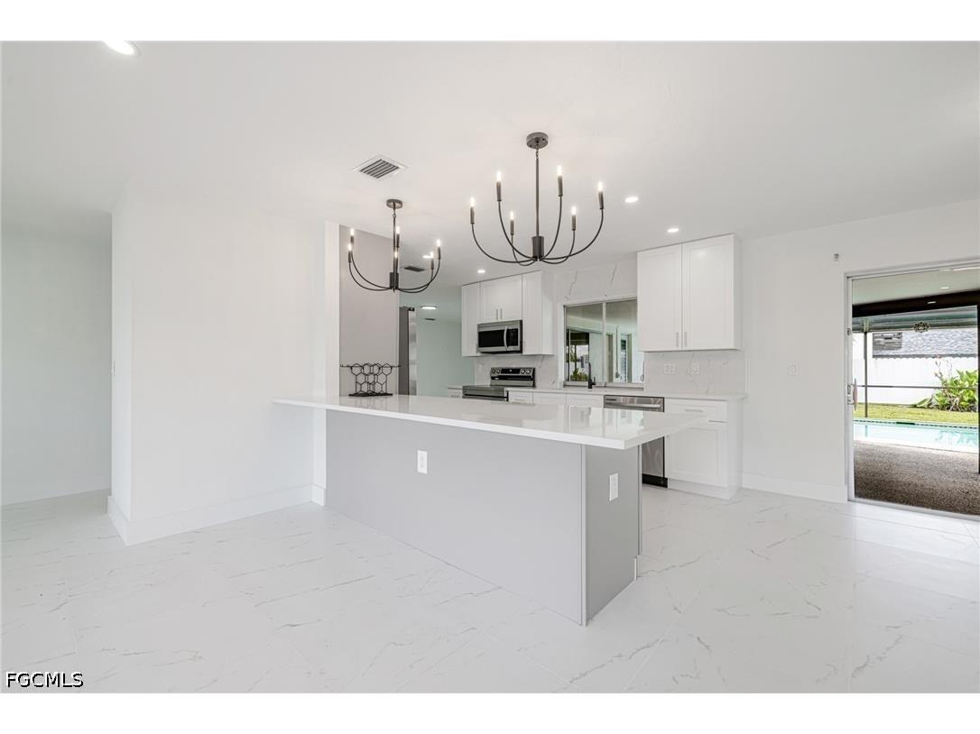 2285 SE 28th Street Cape Coral FL 33904 2026022164 image12
