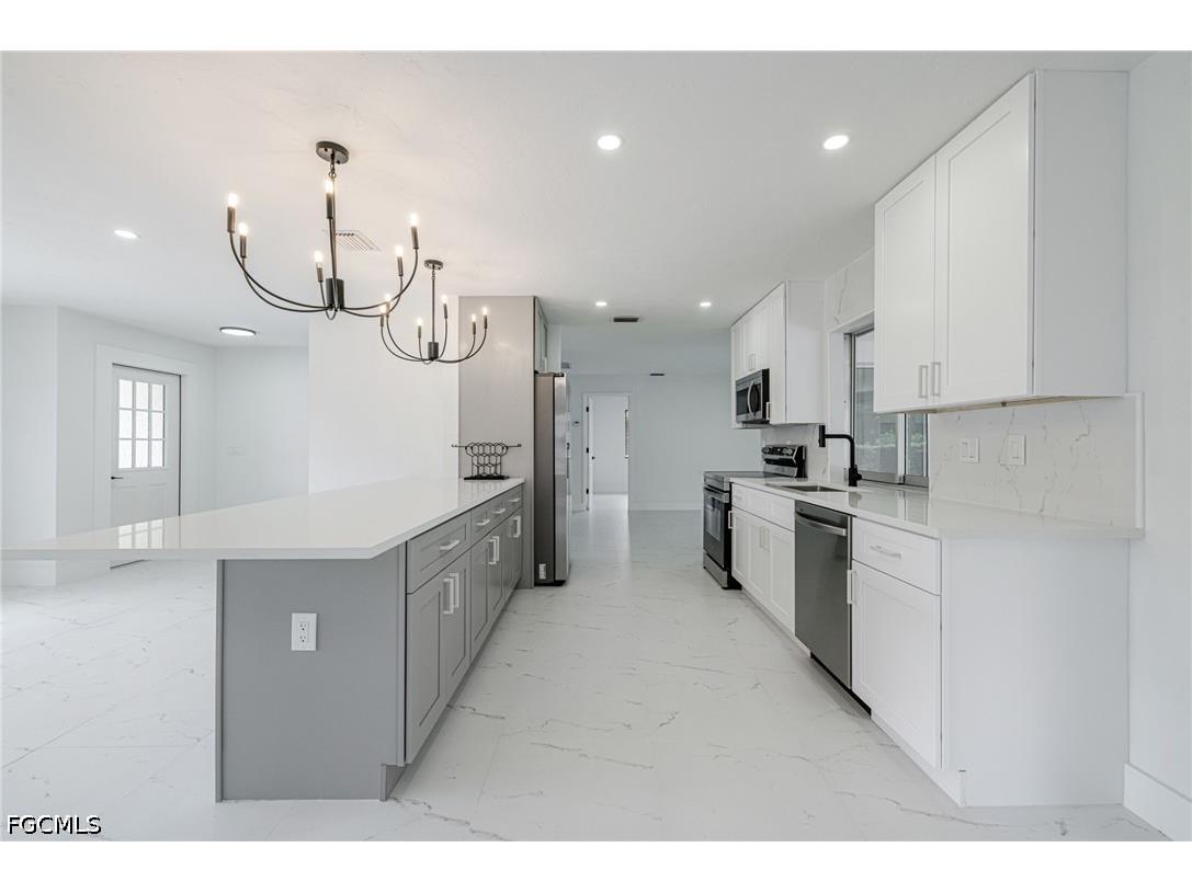 2285 SE 28th Street Cape Coral FL 33904 2026022164 image14