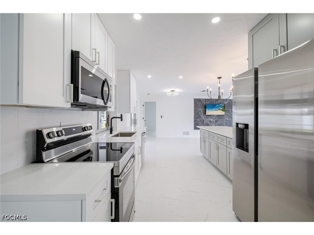 2285 SE 28th Street Cape Coral FL 33904 2026022164 image17