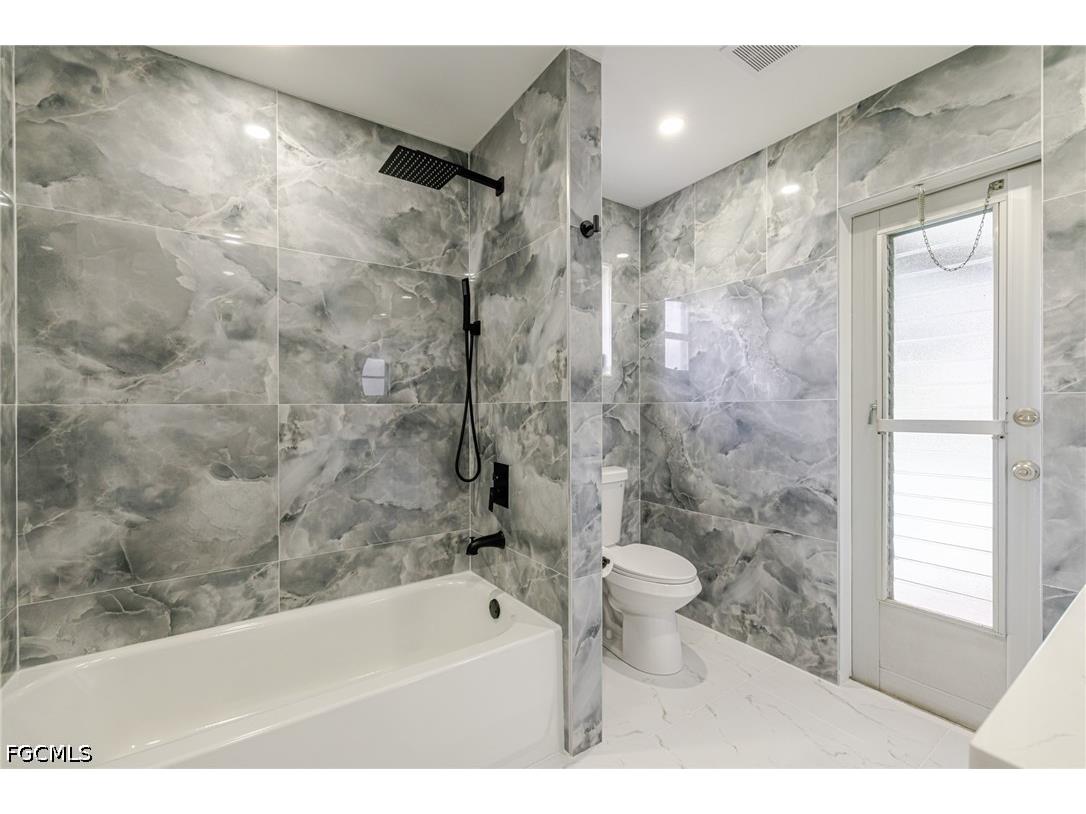 2285 SE 28th Street Cape Coral FL 33904 2026022164 image24