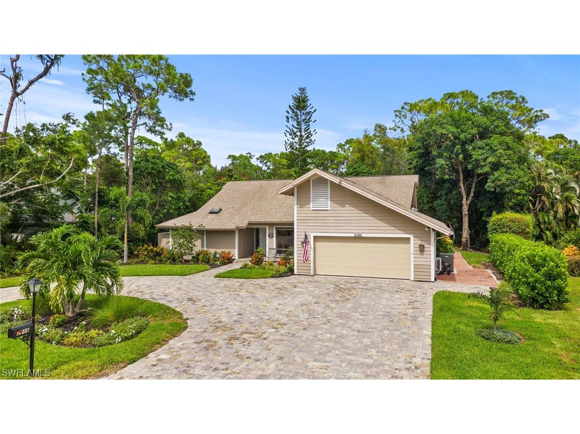 2286 Royal Lane Naples FL 34112 223070302 image1