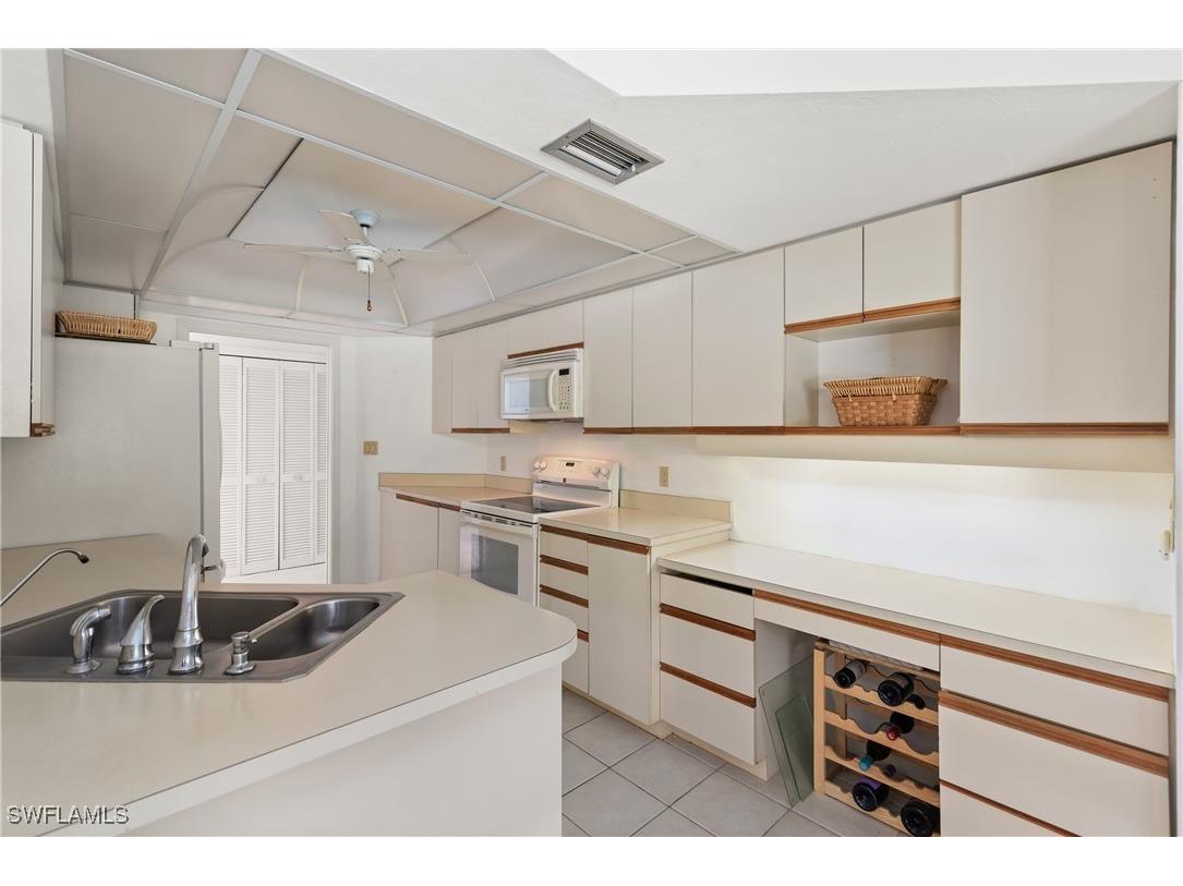 2287 Queens Way Naples FL 34112 225013180 image19