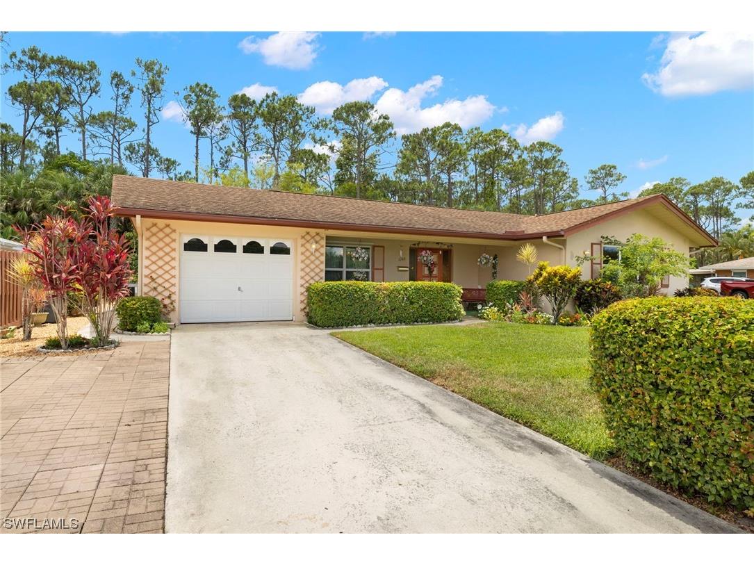 2288 Poinciana Drive Naples FL 34105 223040682 image1