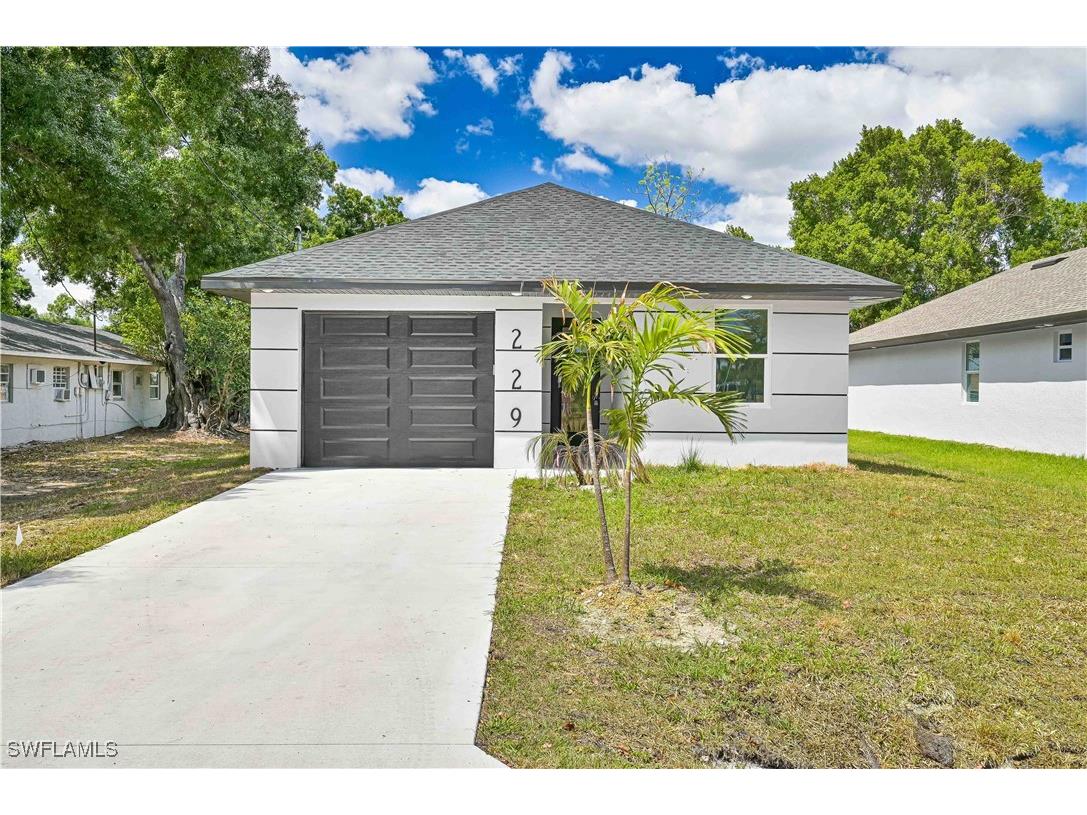 229 Maria Street Fort Myers FL 33916 225018194 image1