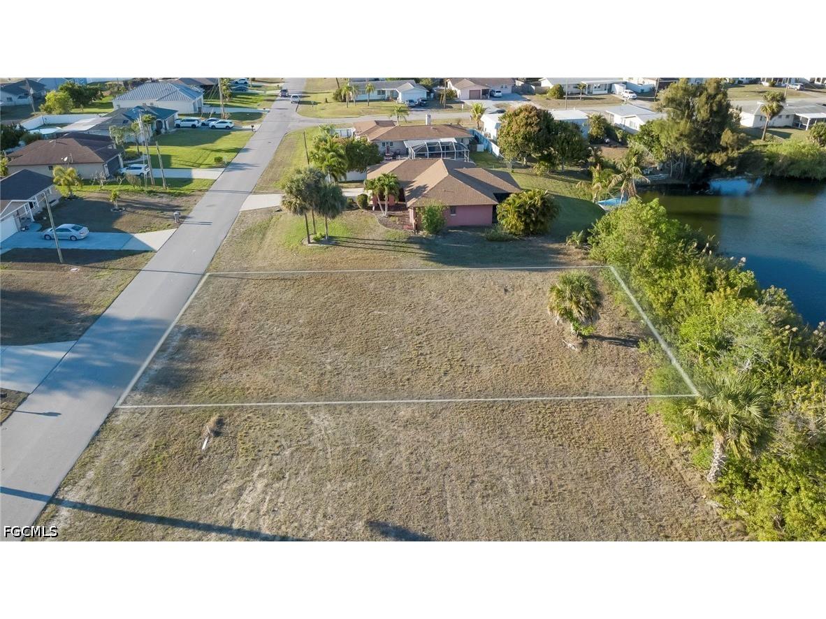 229 NE 10th Place Cape Coral FL 33909 2026013883 image4