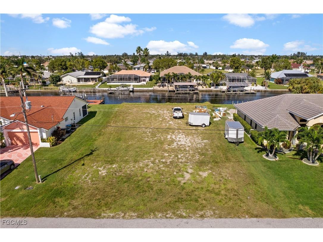 229 SE 28th Terrace Cape Coral FL 33904 2025023579 image1
