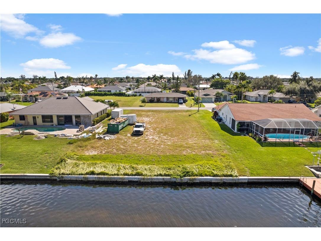 229 SE 28th Terrace Cape Coral FL 33904 2025023579 image10