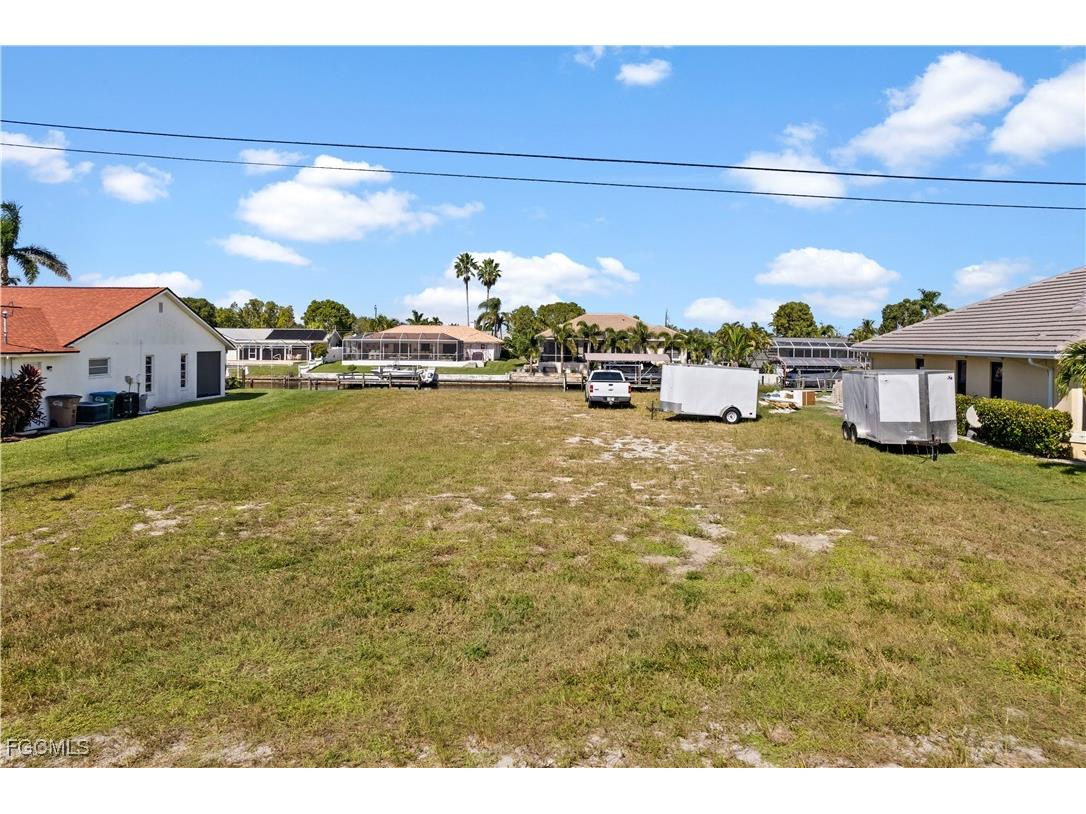 229 SE 28th Terrace Cape Coral FL 33904 2025023579 image2