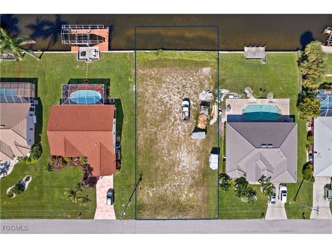 229 SE 28th Terrace Cape Coral FL 33904 2025023579 image4