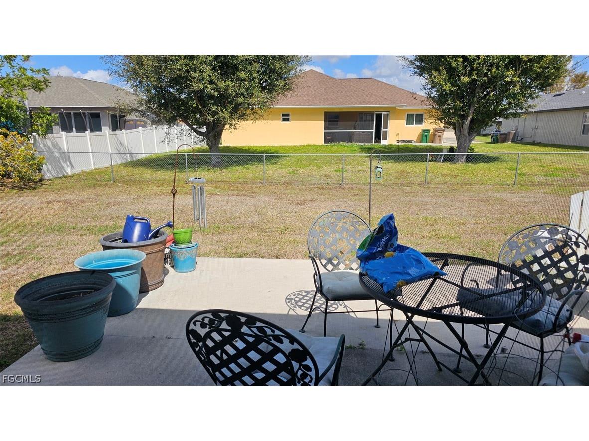 229 SE 3rd Terrace Cape Coral FL 33990 2026011655 image10