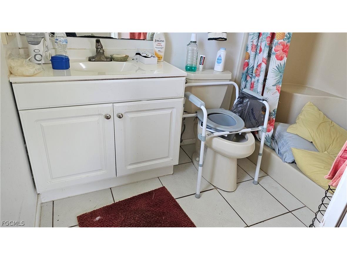 229 SE 3rd Terrace Cape Coral FL 33990 2026011655 image12