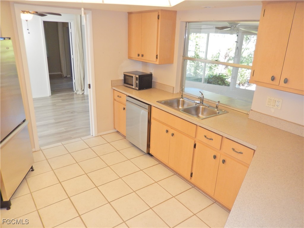 229 SE 46th Lane Cape Coral FL 33904 2026005879 image22