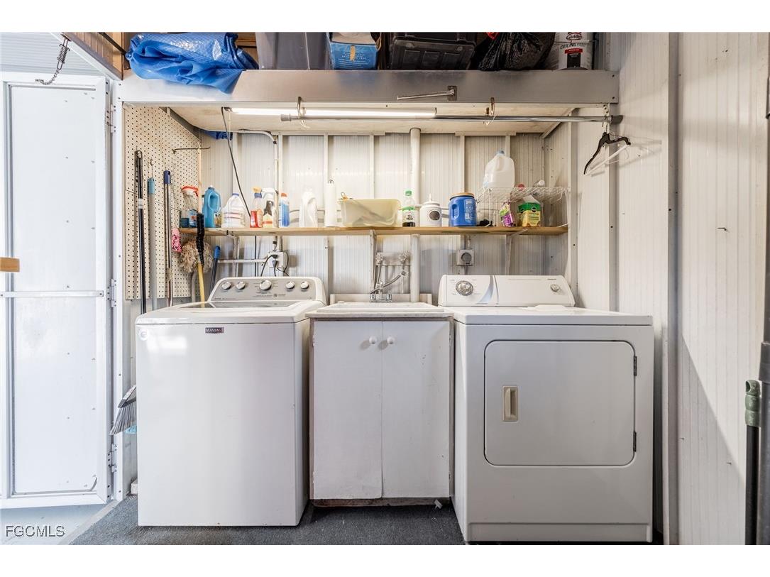 229 Trevino Court North Fort Myers FL 33903 2025015789 image28