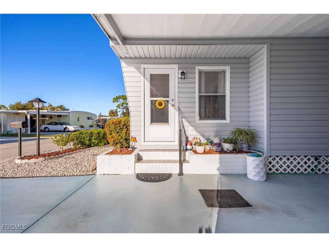 229 Trevino Court North Fort Myers FL 33903 2025015789 image3