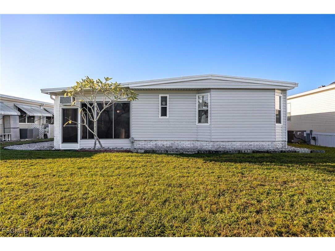 229 Trevino Court North Fort Myers FL 33903 2025015789 image32
