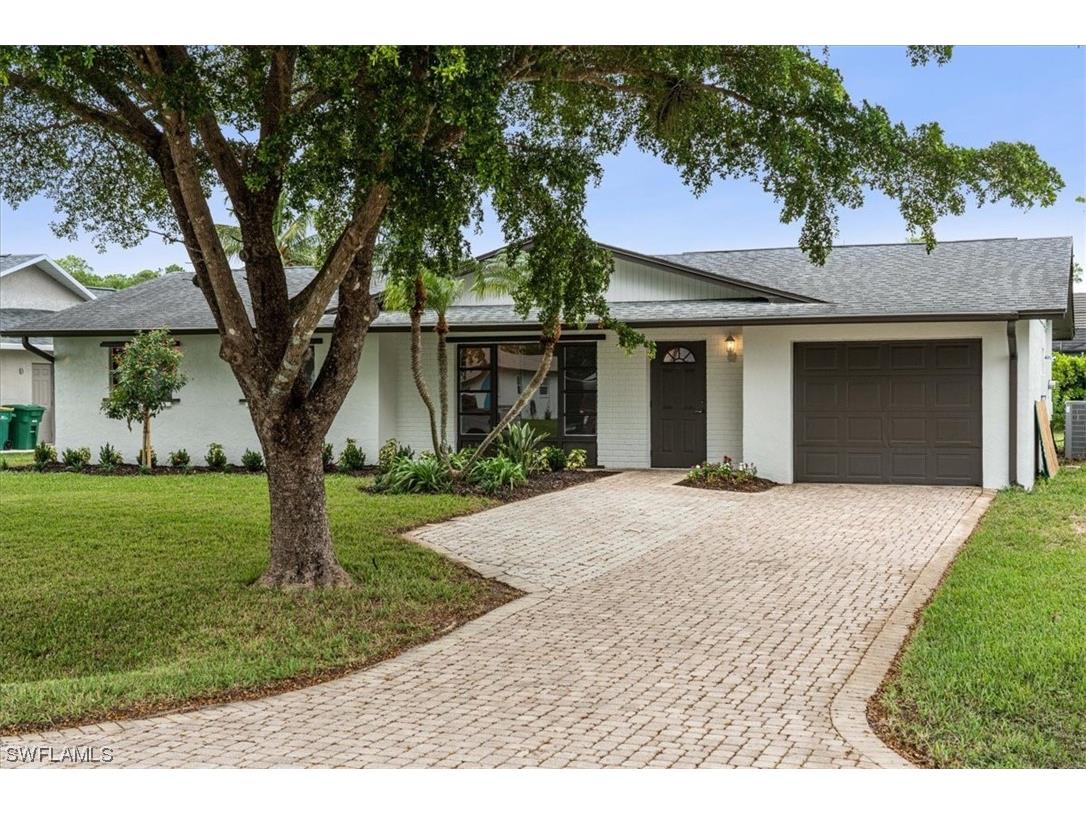 229 Willowick Drive Naples FL 34110 223074049 image1