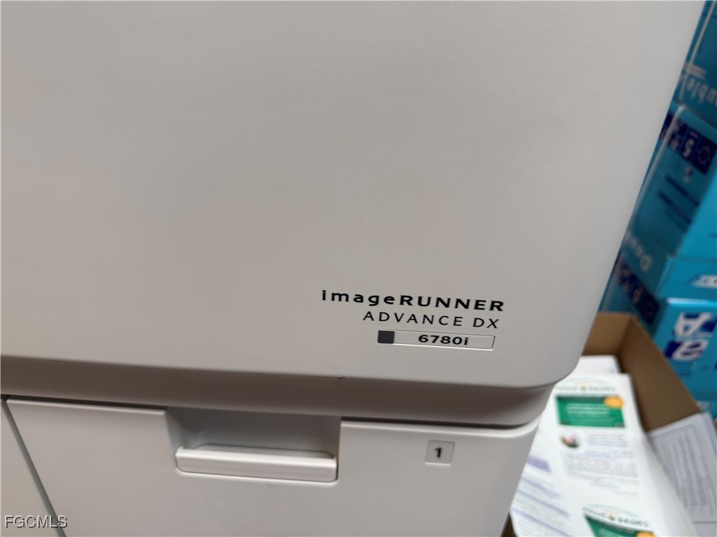 229 Del Prado Boulevard N Cape Coral 33909 2025000281 image16