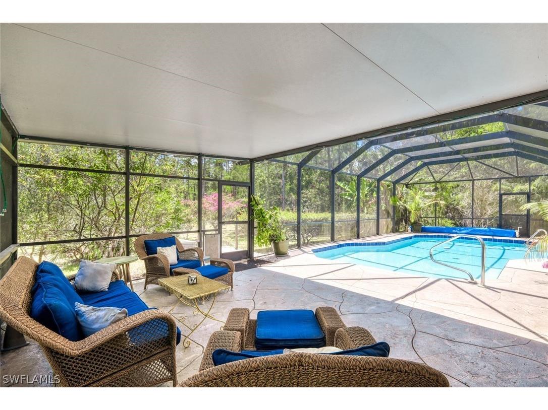 2290 23rd Street SW Naples FL 34117 224036534 image1