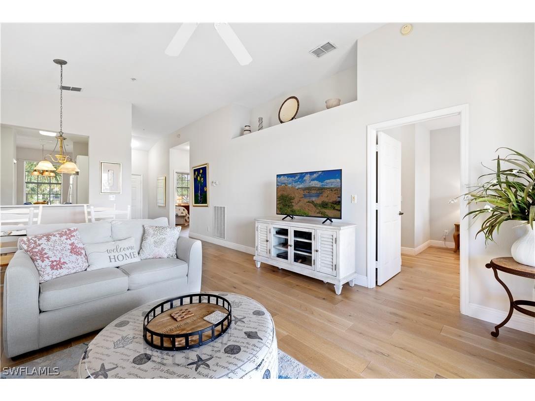 2290 Carrington Court #204 Naples FL 34109 226012106 image5