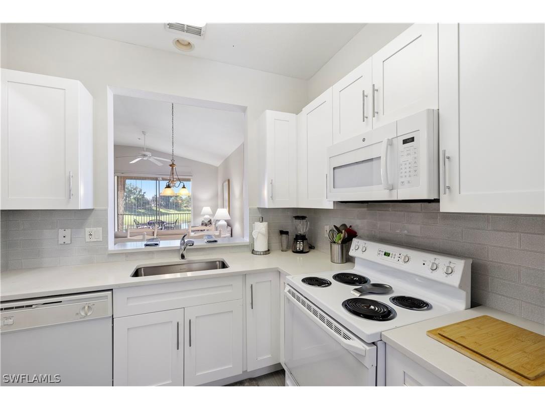 2290 Carrington Court #204 Naples FL 34109 226012106 image8