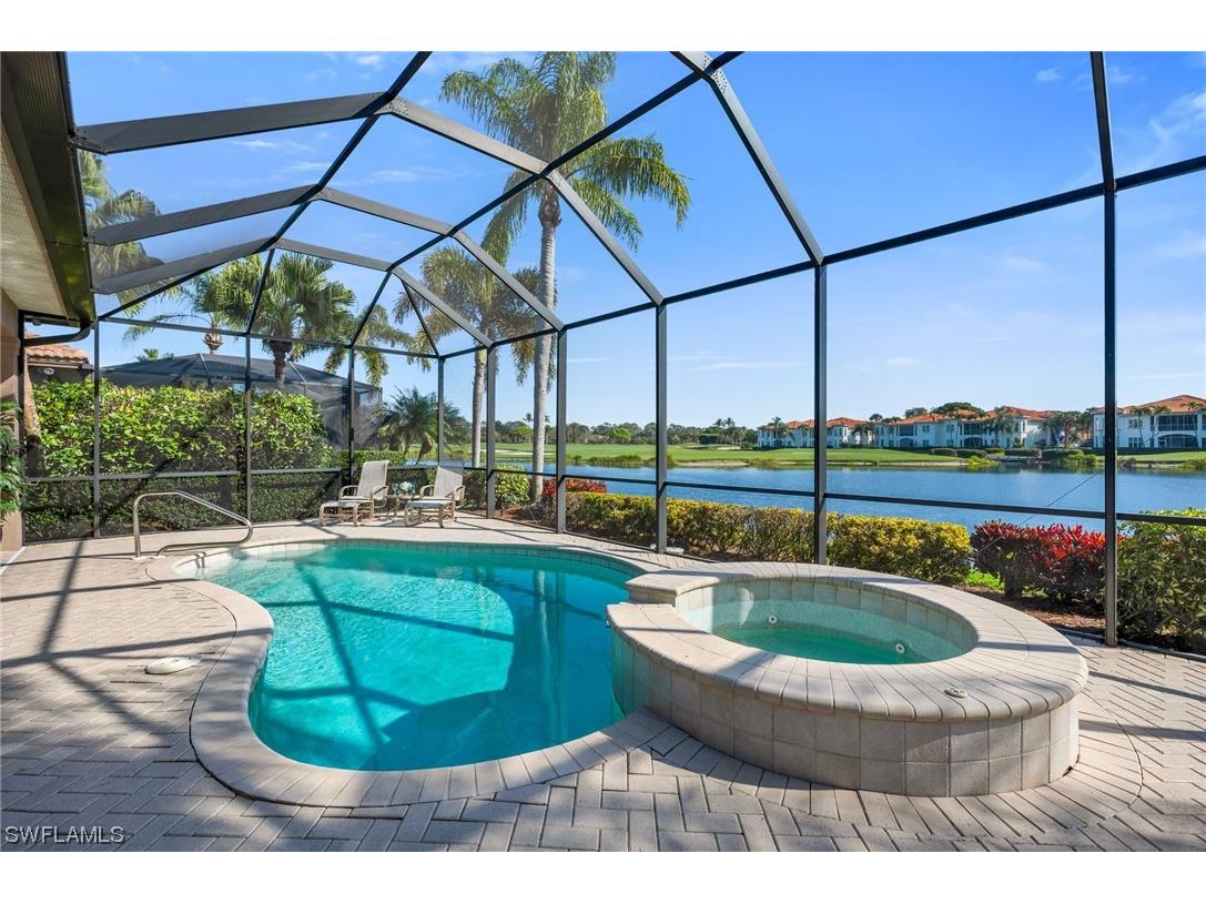 2290 Silver Palm Place Naples FL 34105 224010654 image1