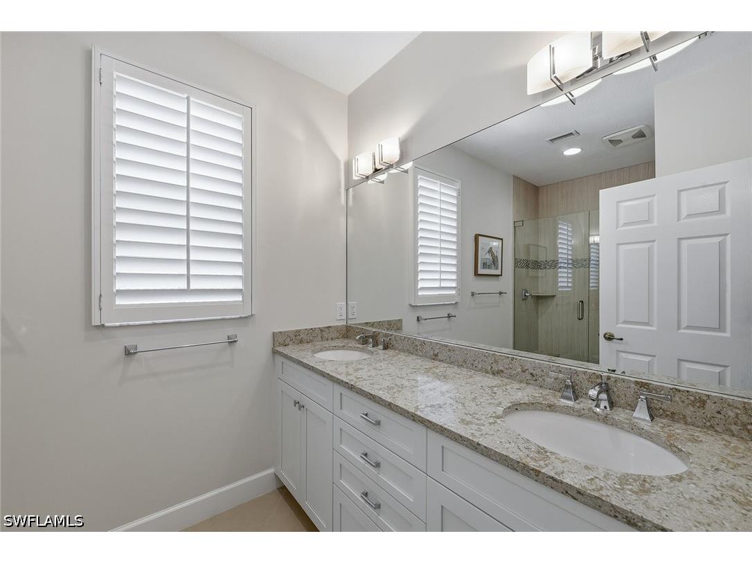 2292 Island Cove Circle Naples FL 34109 226019167 image22