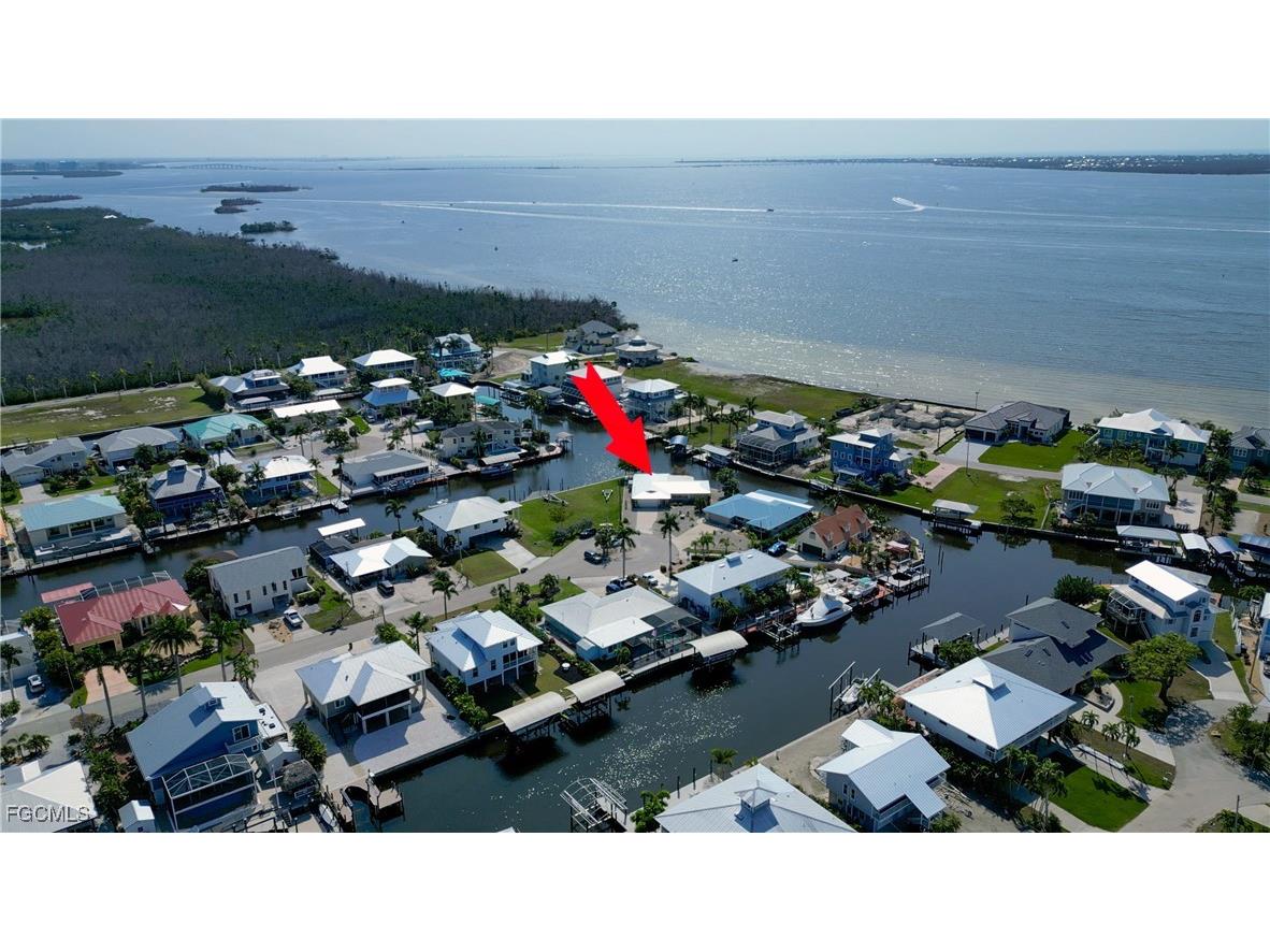 2292 Sapodilla Lane Saint James City FL 33956 2025010321 image1