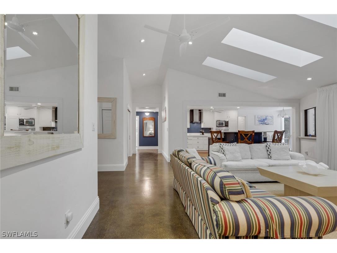 2293 Royal Lane Naples FL 34112 226012220 image8