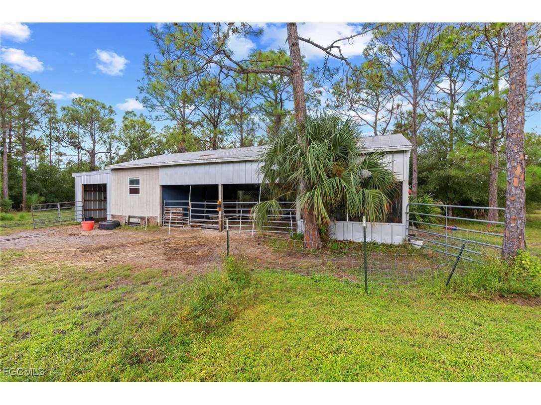 22931 Williams Drive North Fort Myers FL 33917 2025014589 image21