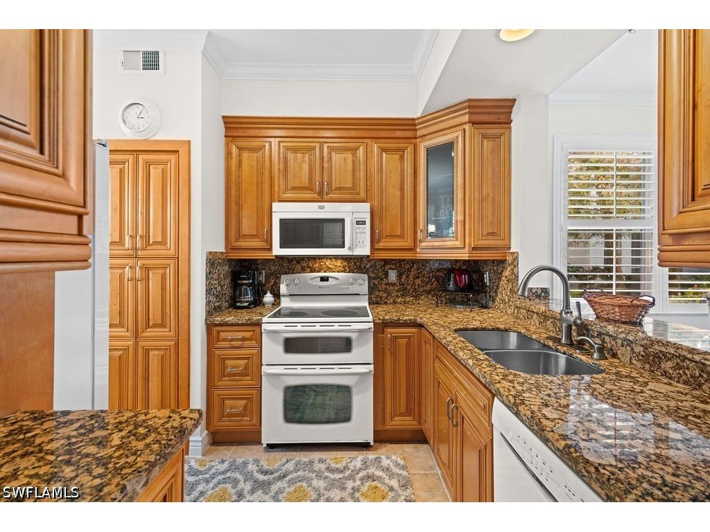 2295 Carrington Court #1-101 Naples FL 34109 226017260 image6