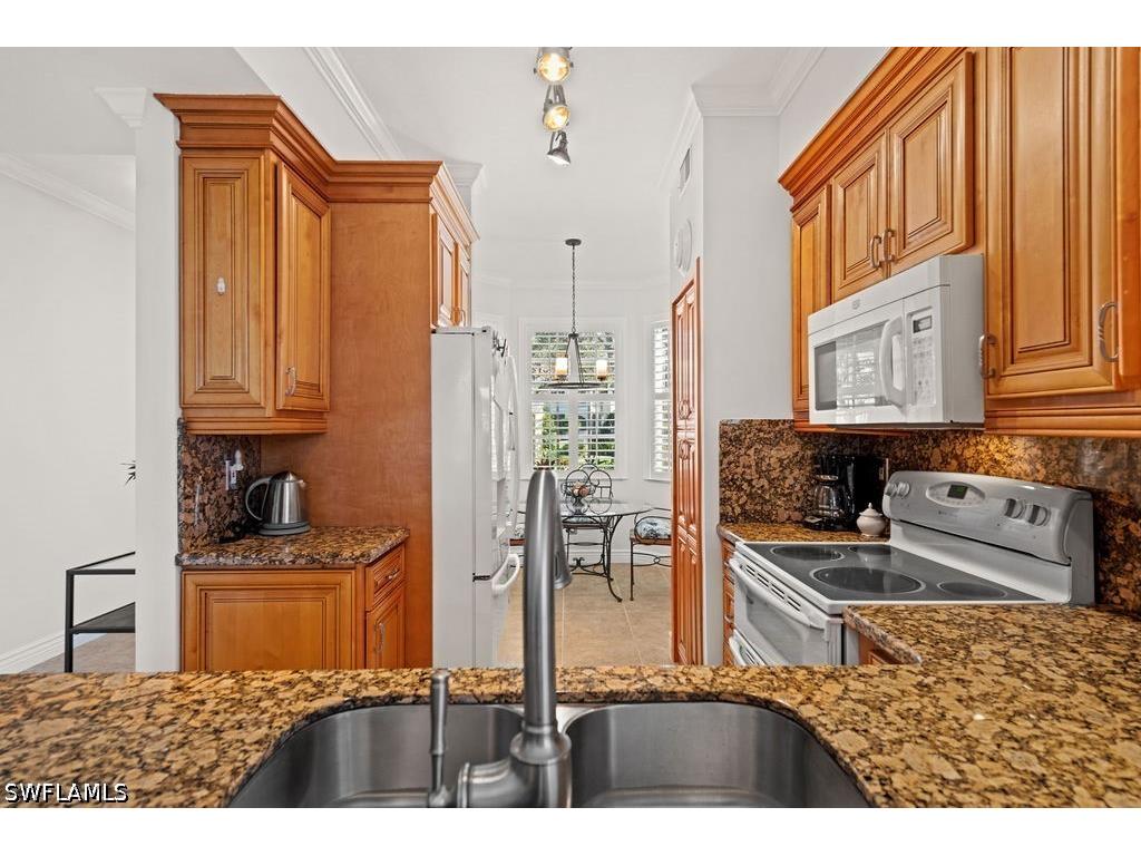 2295 Carrington Court #1-101 Naples FL 34109 226017260 image7