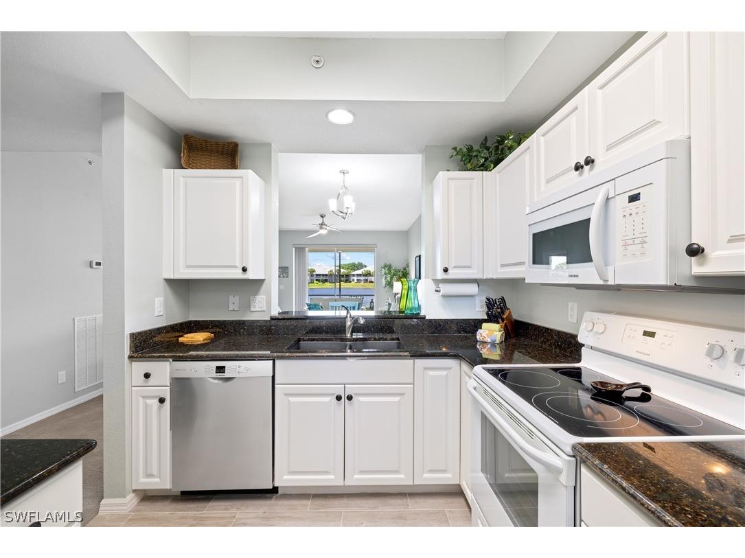 2295 Carrington Court #1-104 Naples FL 34109 226009653 image5