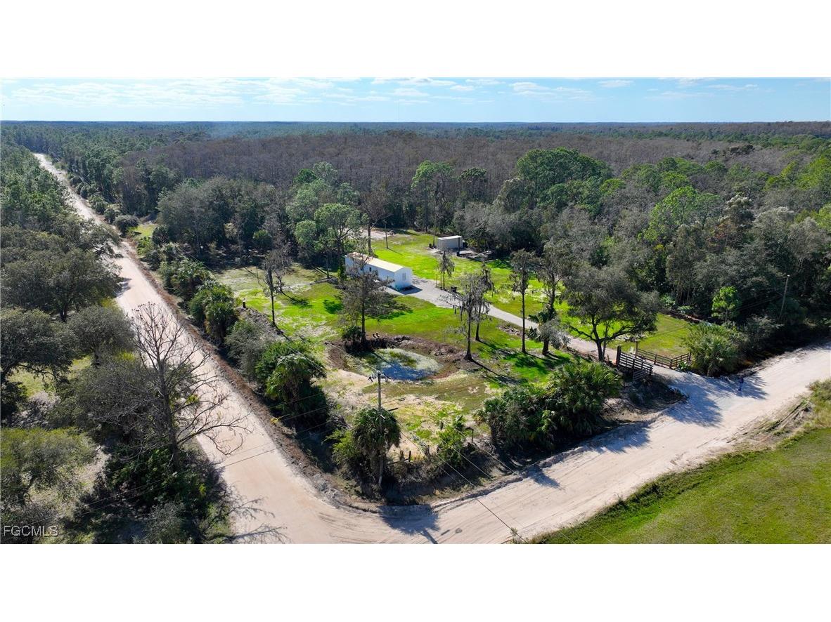 22950 Tinas Lane Fort Myers FL 33913 2025024448 image1