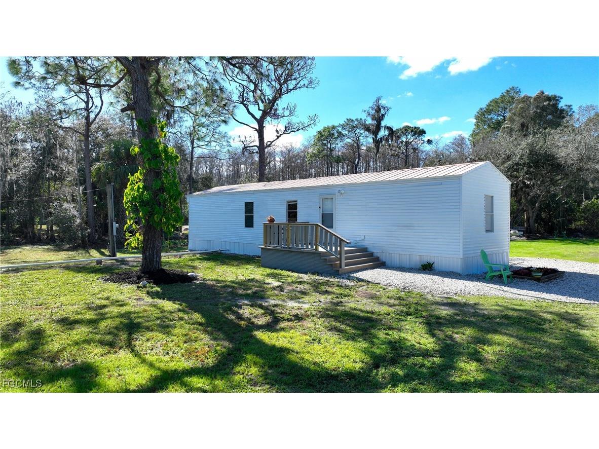 22950 Tinas Lane Fort Myers FL 33913 2025024448 image11