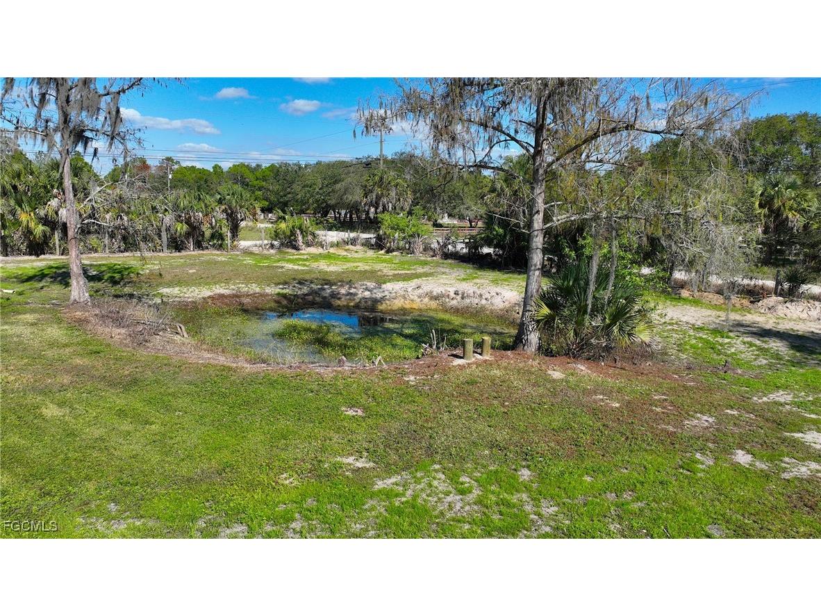 22950 Tinas Lane Fort Myers FL 33913 2025024448 image34