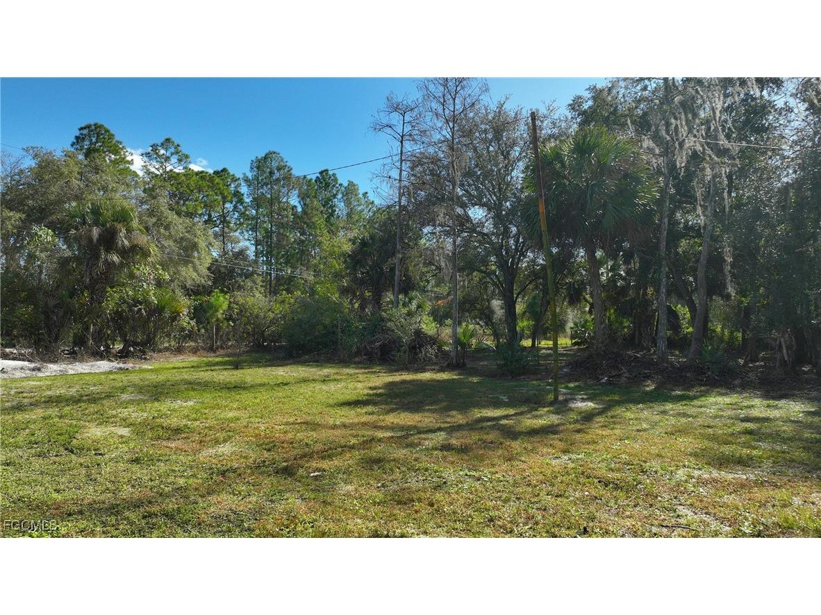 22950 Tinas Lane Fort Myers FL 33913 2025024448 image50