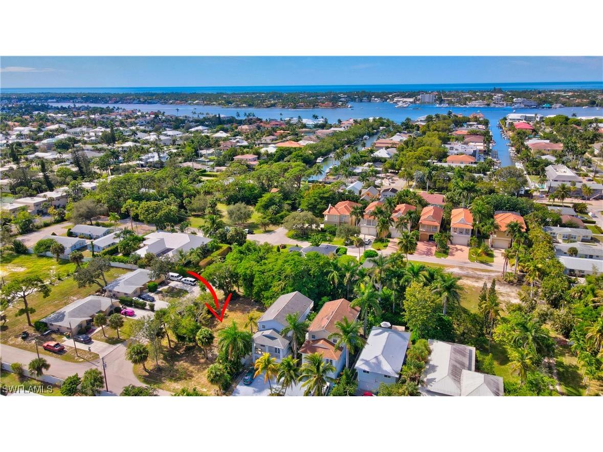 2296 Curtis Street Naples FL 34112 223082145 image1