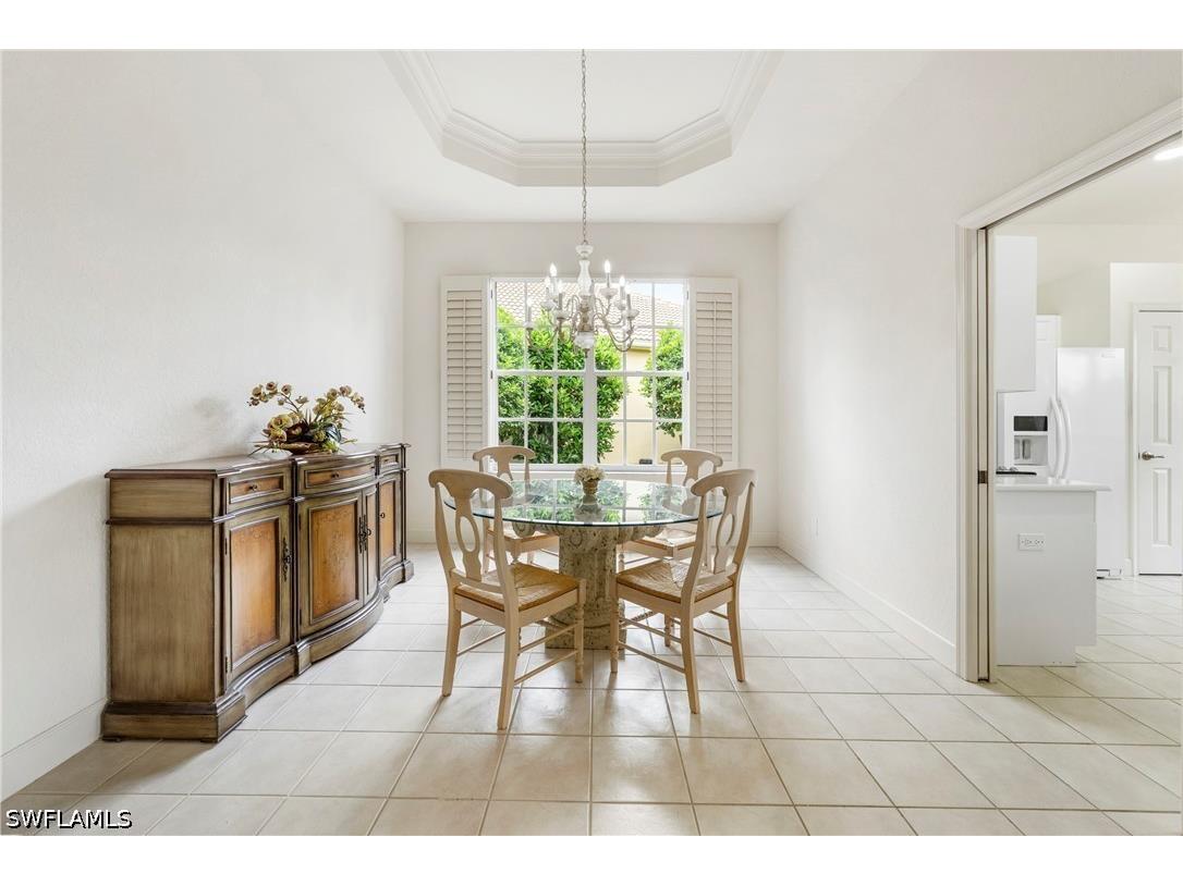 2296 Island Cove Circle Naples FL 34109 226020684 image11