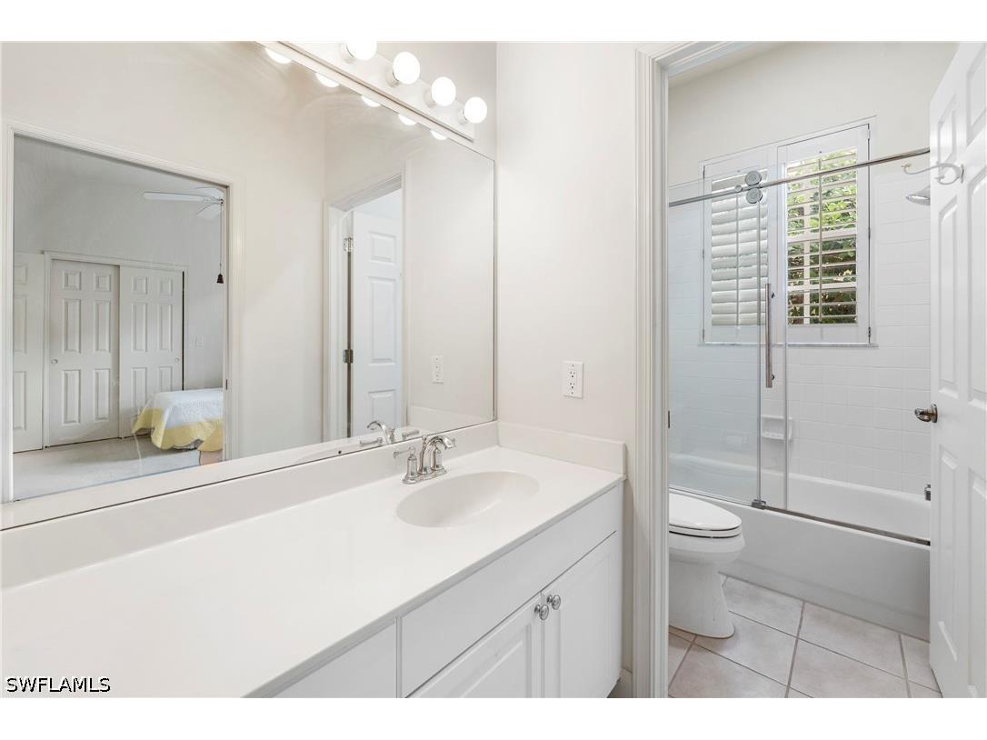 2296 Island Cove Circle Naples FL 34109 226020684 image17