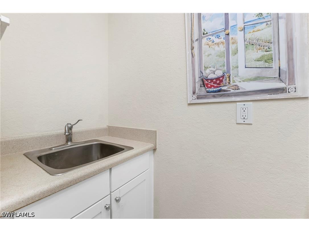 2296 Island Cove Circle Naples FL 34109 226020684 image23